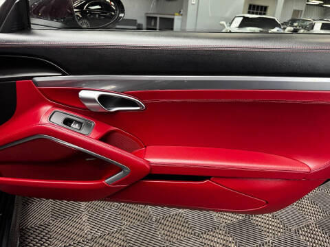 2018 Porsche 718 Cayman GTS