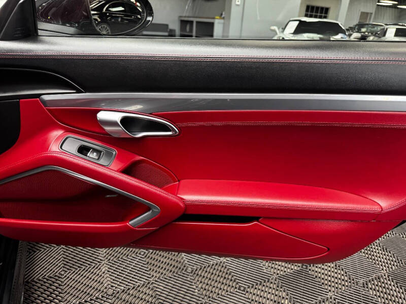 2018 Porsche 718 Cayman GTS