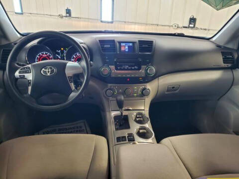 2012 Toyota Highlander SE