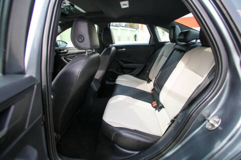 2020 Volkswagen Jetta R-Line