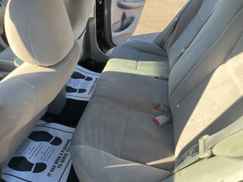 2011 Toyota Corolla LE