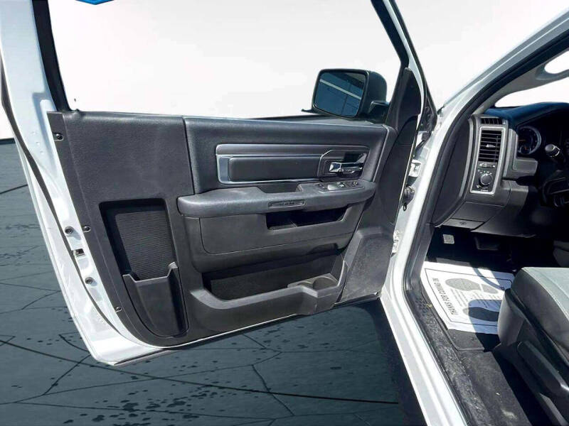 2021 RAM 1500 Classic Tradesman