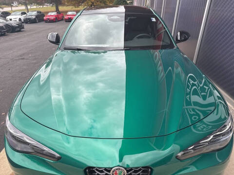 2025 Alfa Romeo Giulia Intensa