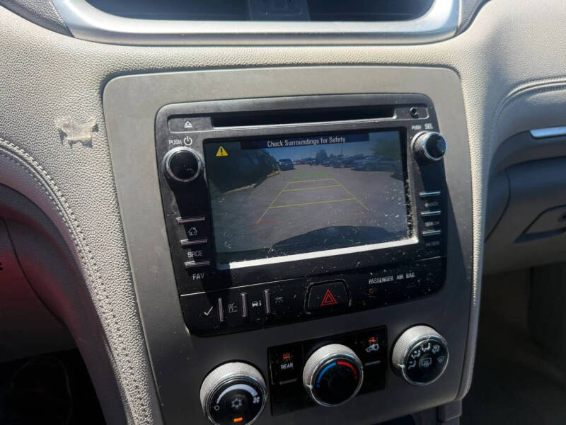 2017 Chevrolet Traverse LS