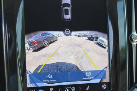 2025 Volvo XC60 T8 Plus Dark Theme