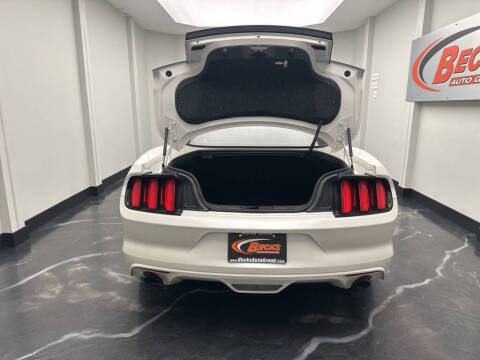 2017 Ford Mustang V6