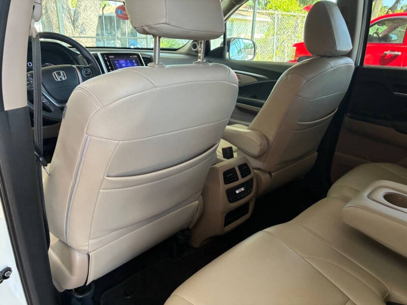 2017 Honda Pilot EX