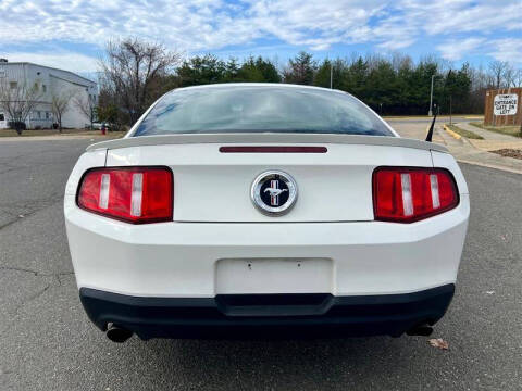 2012 Ford Mustang V6
