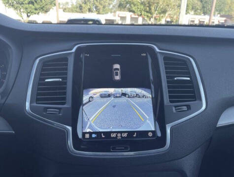 2025 Volvo XC90 B5 Core Bright Theme