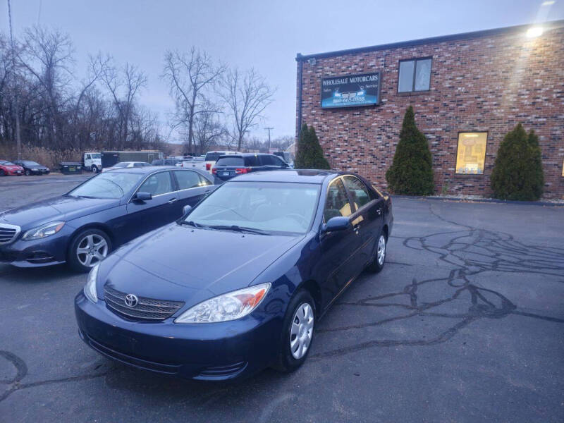 2004 Toyota Camry LE photo 3