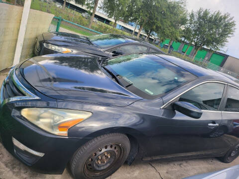 2014 Nissan Altima for sale at Track One Auto Sales in Orlando FL