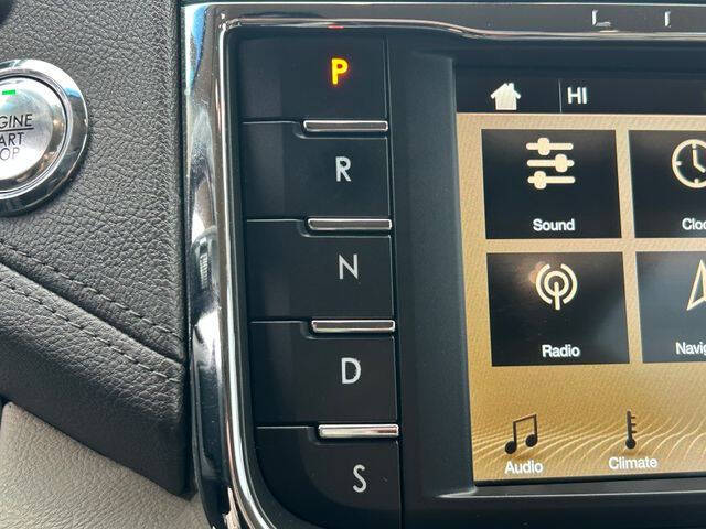 2018 Lincoln Continental Select