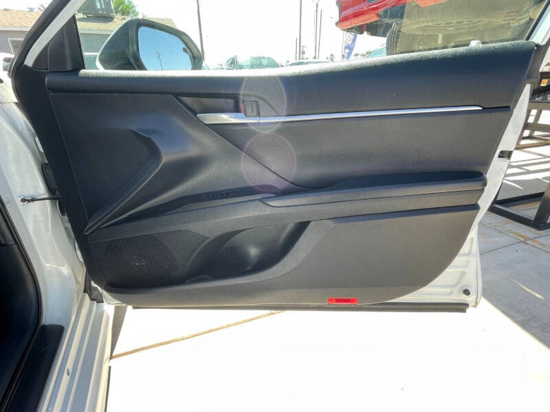 2021 Toyota Camry SE