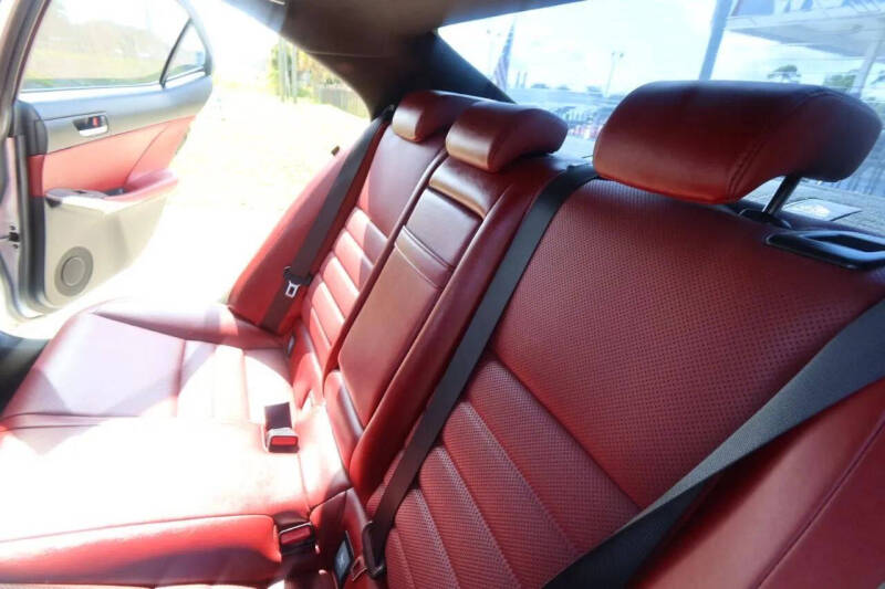 2016 Lexus IS 200t