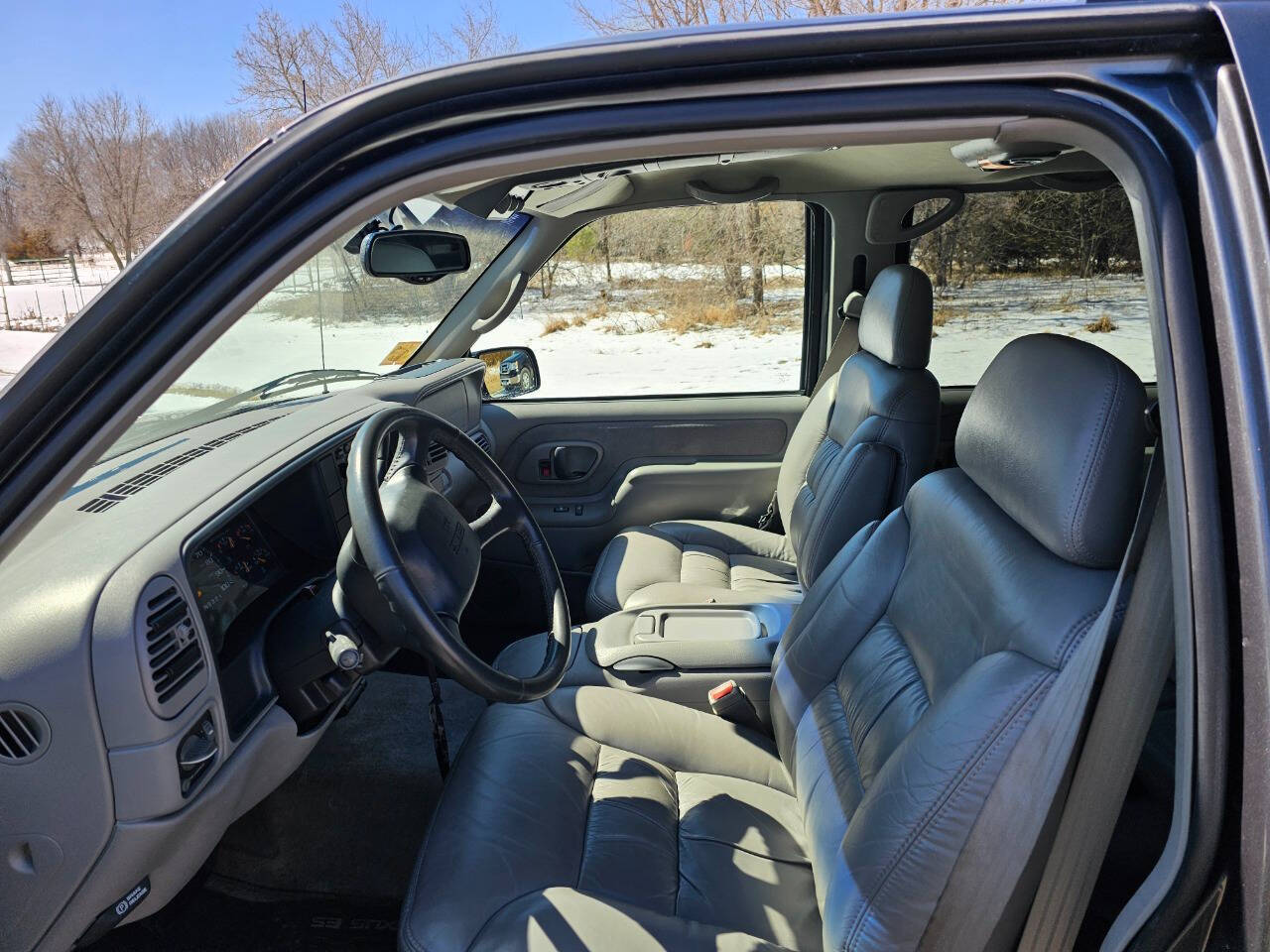 1999 GMC Suburban 81