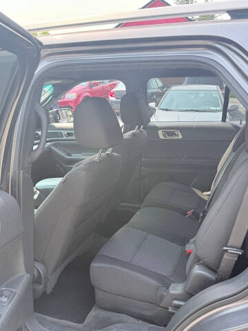 2011 Ford Explorer XLT