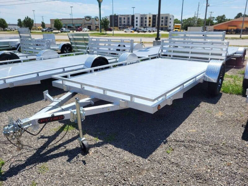 2023 Primo 82X168  LOW PROFILE