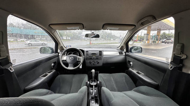 2012 Nissan Versa 1.8 S
