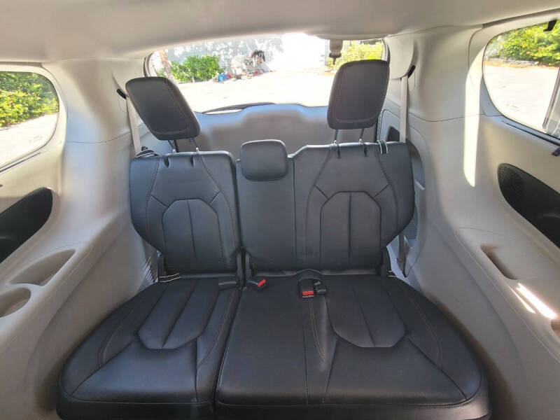 2018 Chrysler Pacifica Touring L Plus