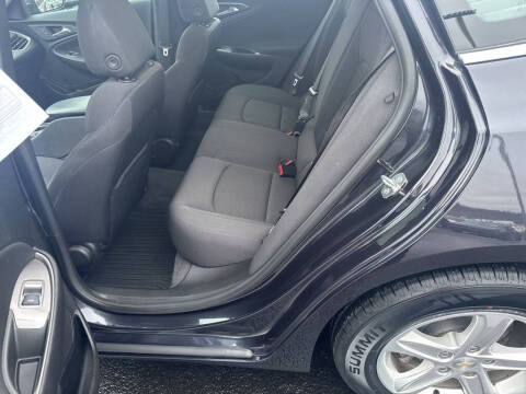 2022 Chevrolet Malibu LS