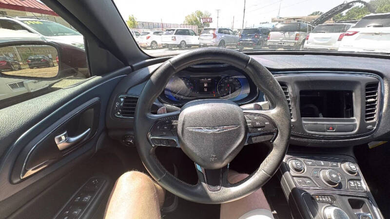 2015 Chrysler 200 S