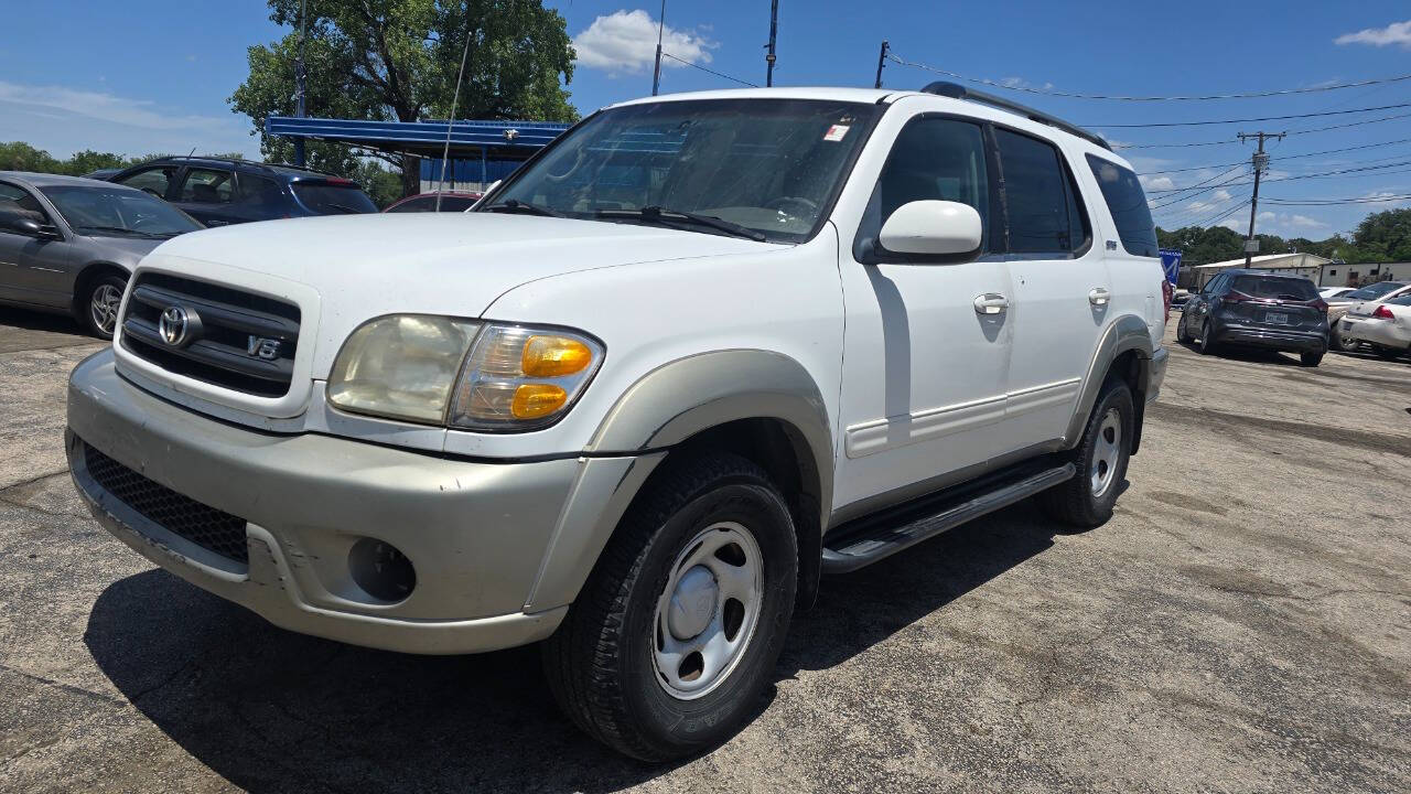 White 2004 Toyota Sequoia SR5 SR5 4dr SUV 1