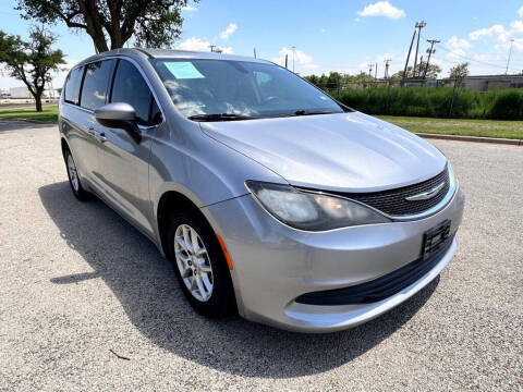 2017 Chrysler Pacifica Touring