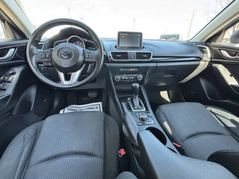 2016 Mazda MAZDA3 i Touring