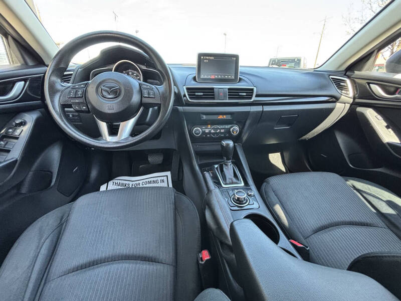 2016 Mazda MAZDA3 i Touring