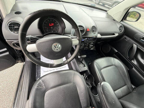 2009 Volkswagen New Beetle Base PZEV