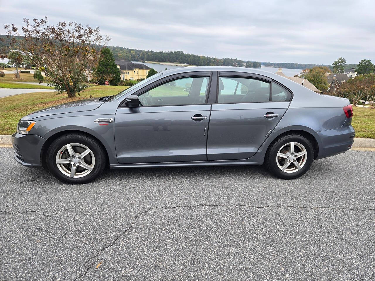 2016 Volkswagen Jetta for sale at Connected Auto Group in Macon, GA