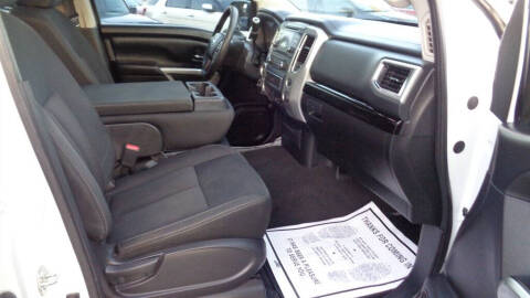 2018 Nissan Titan SV