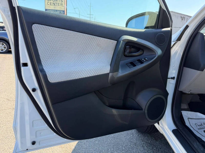 2014 Toyota RAV4 EV