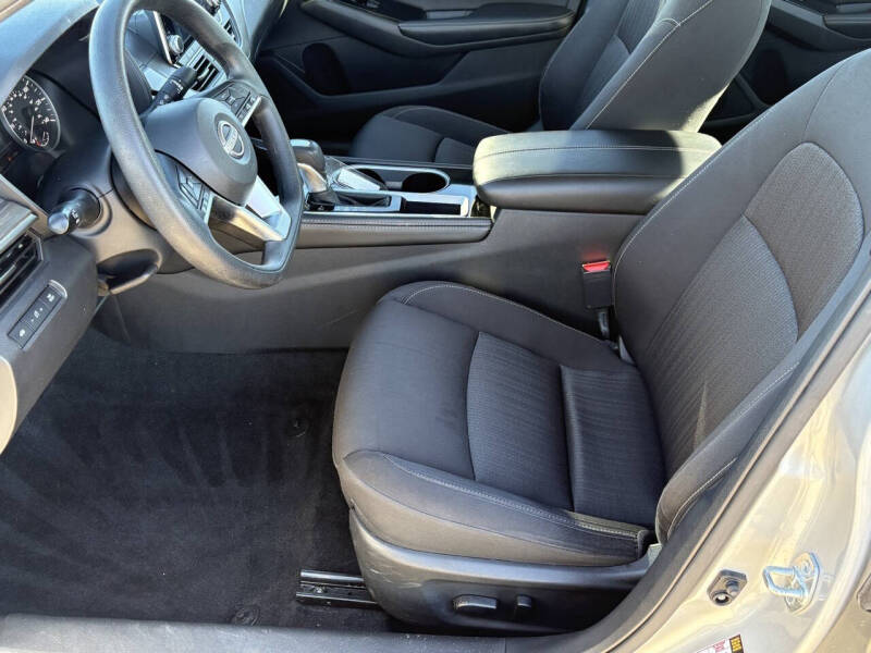 2023 Nissan Altima 2.5 SV