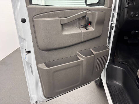 2020 Chevrolet Express LS 3500