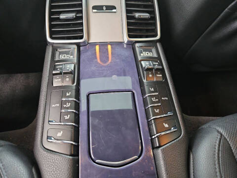 2014 Porsche Panamera 4
