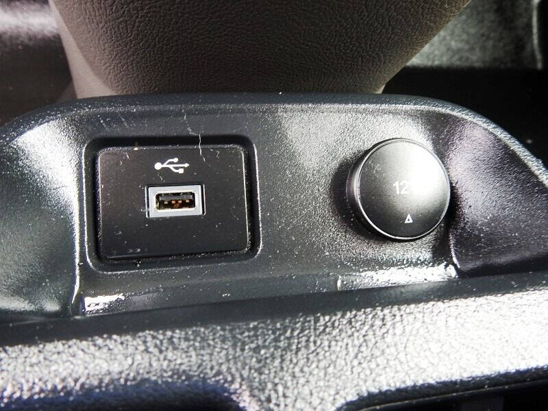 2020 FORD Transit Connect Van - $19,900