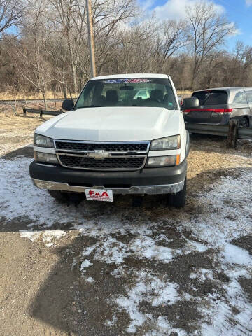 2005 Chevrolet Silverado 2500HD for sale at F & A Auto Sales in Sioux City IA