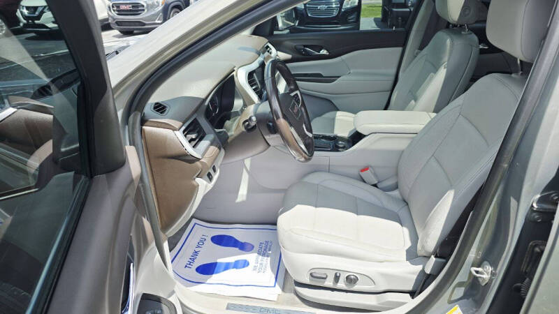 2019 GMC Acadia SLT-1
