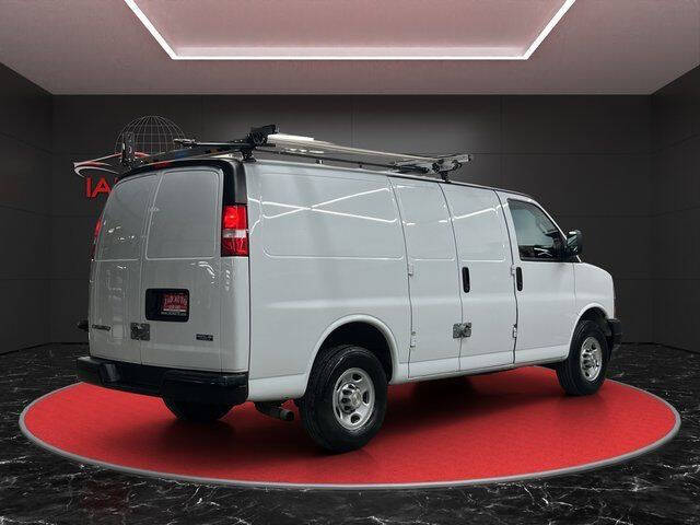 2023 Chevrolet Express 2500
