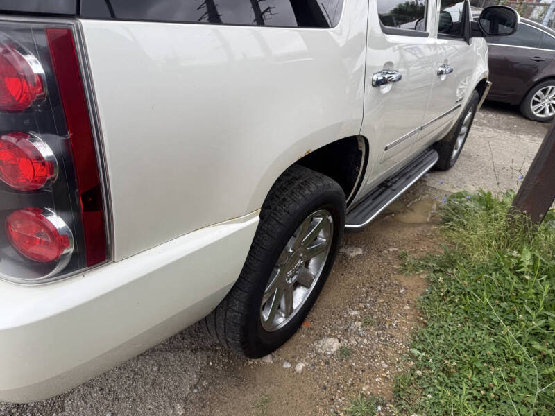 2010 GMC Yukon Denali