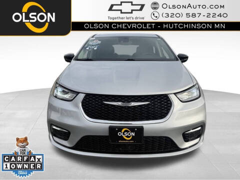 2024 Chrysler Pacifica Touring L