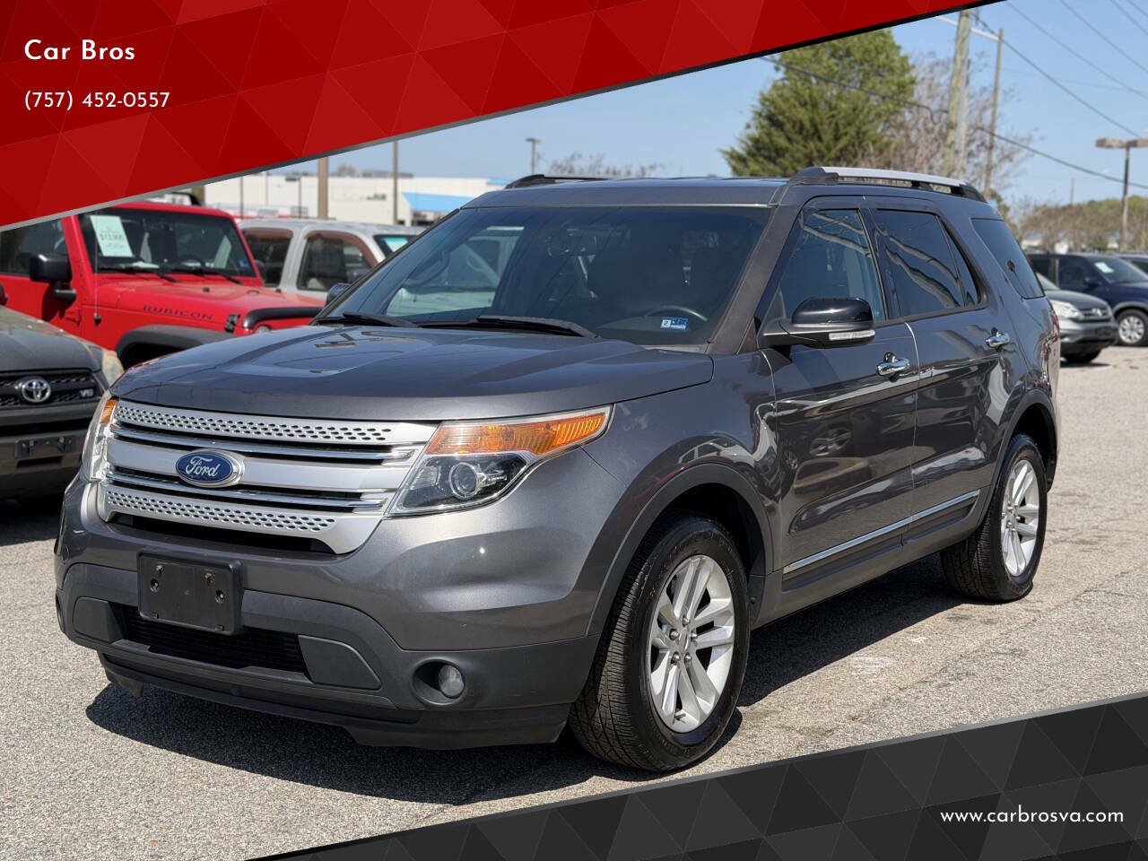 Gray 2014 Ford Explorer XLT AWD XLT 4dr SUV 1