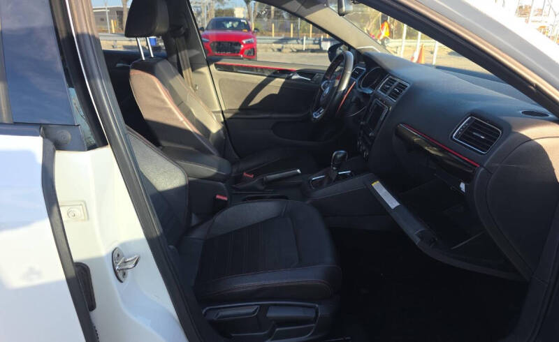 2016 Volkswagen Jetta