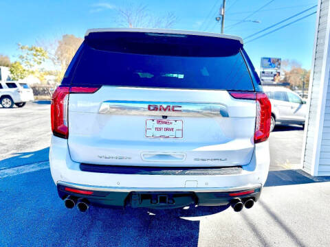 2023 GMC Yukon Denali