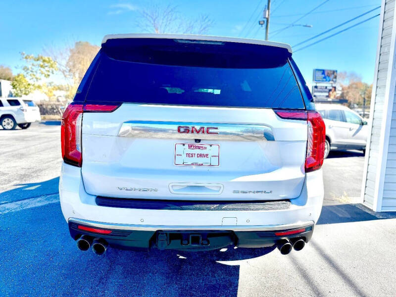 2023 GMC Yukon Denali