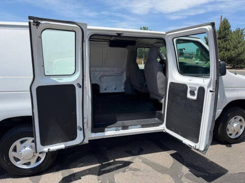 2011 Ford E-Series E-150