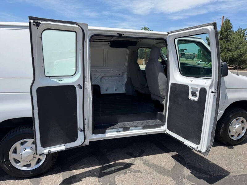 2011 Ford E-Series E-150