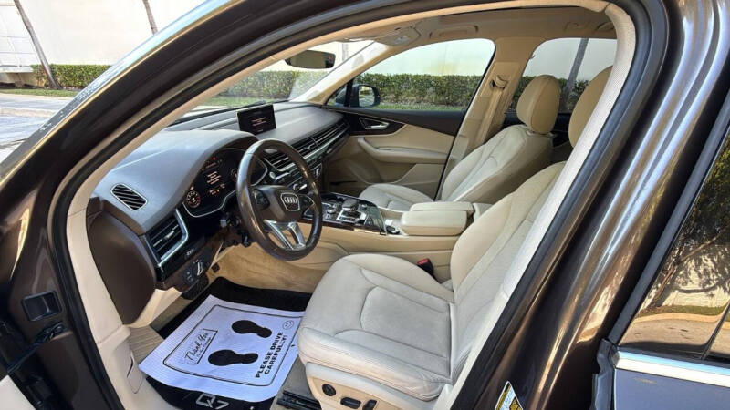 2017 Audi Q7 3.0T quattro Premium Plus