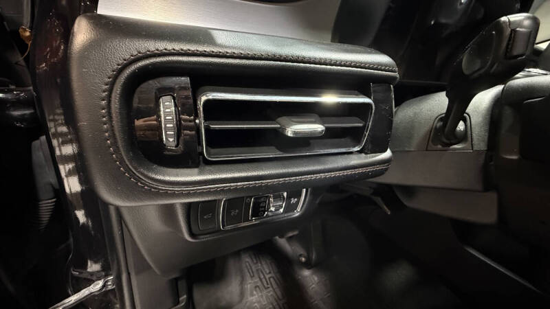 2021 Lincoln Aviator Livery